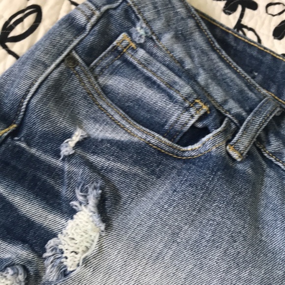❤️(43) Awesome stretchy blue jean shorts by Red Rivet. Wonderful cond! Size 7 - Picture 3 of 8